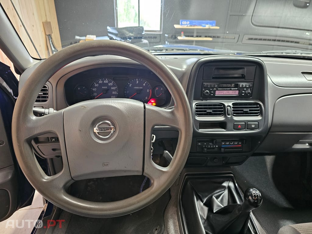 Nissan Pick Up 2.5Di