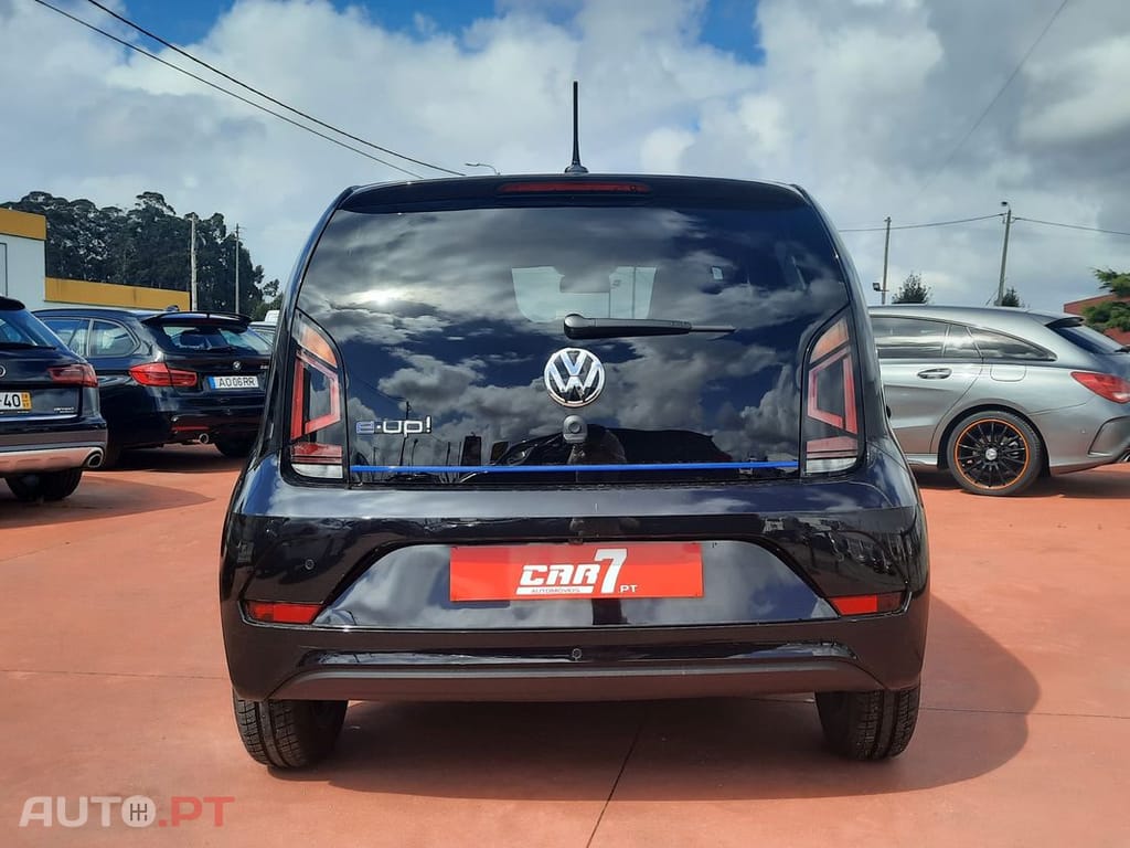Volkswagen e-Up Entry