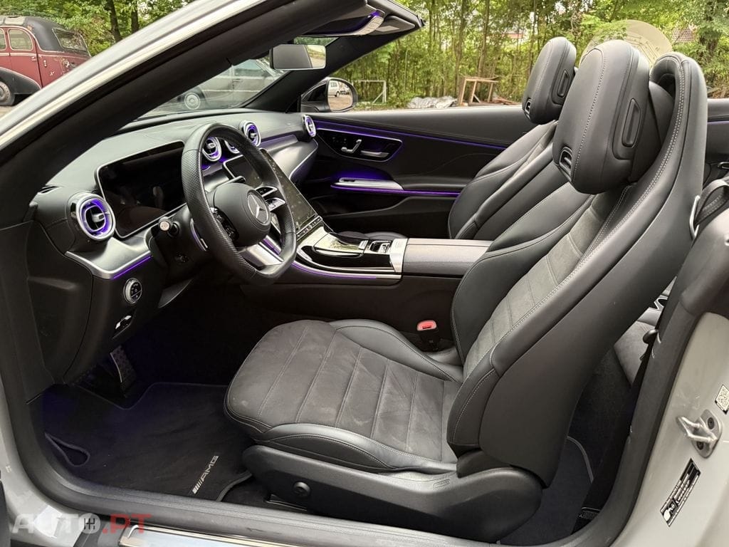 Mercedes-Benz CLE 220 D Cabrio AMG Line Premium Night Digital 360°
