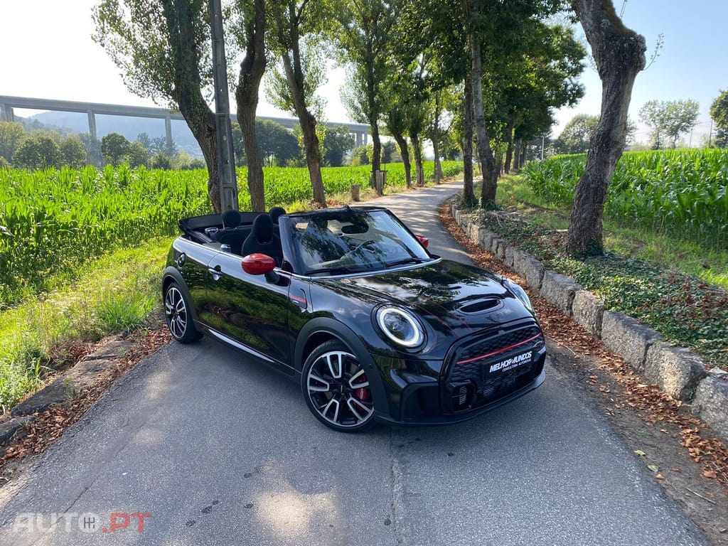 MINI John Cooper Works Plus Auto Desportiva