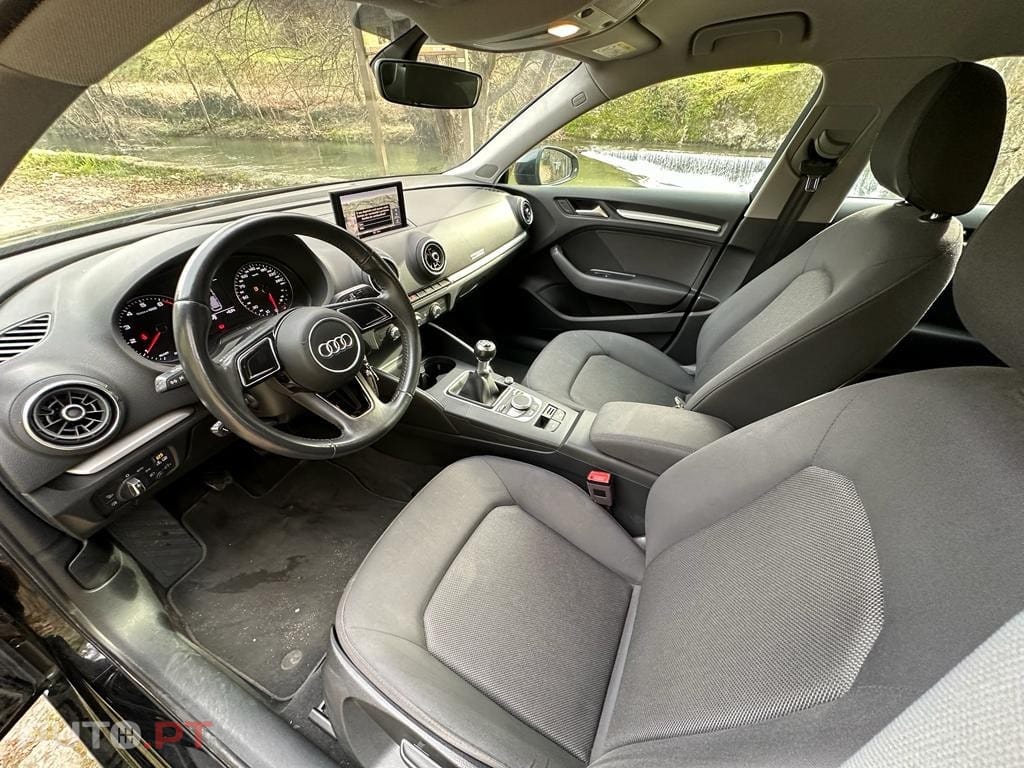 Audi A3 Sportback 1.0 TFSI Design