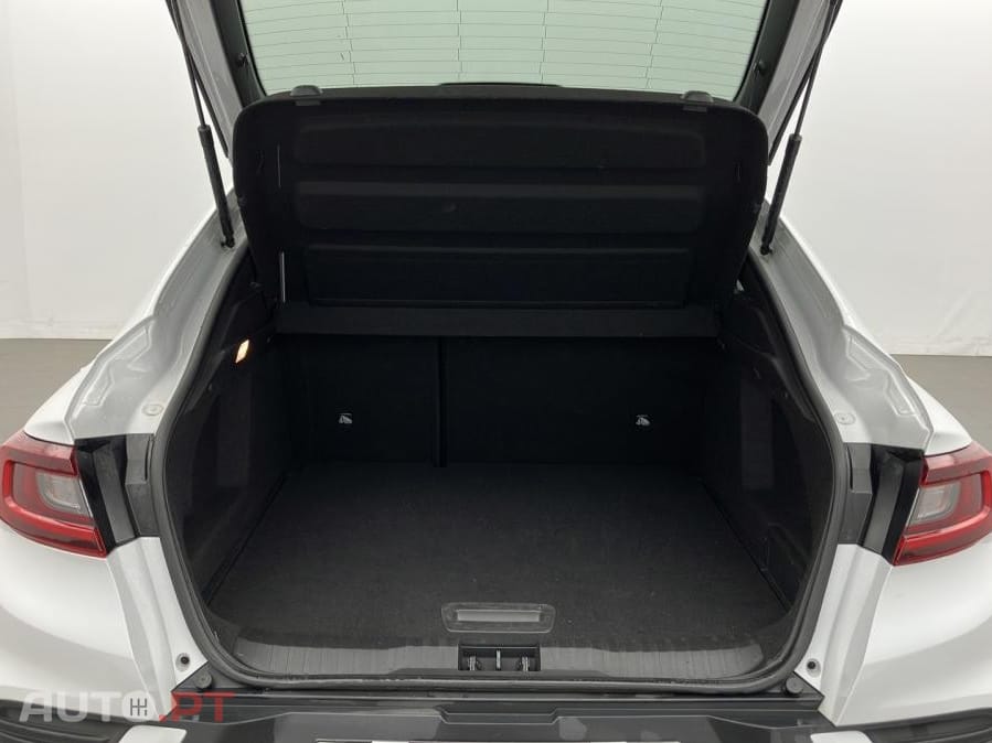 Renault Arkana 1.6 E-Tech Full Hybrid Engineered
