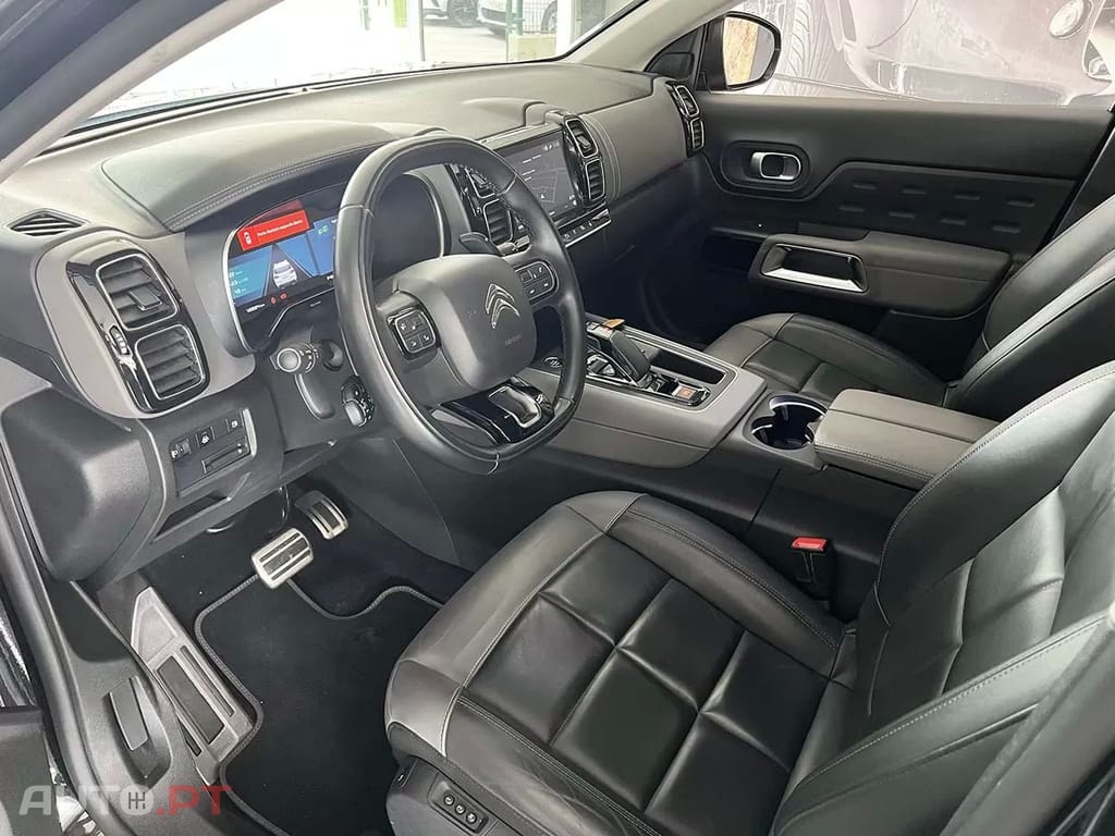 Citroen C5 Aircross 225E HYBRID EAT8 SHINE
