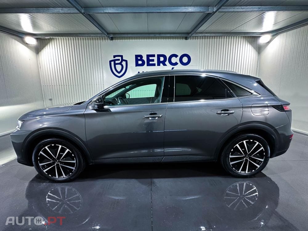 DS DS7 4x4 300 Rivoli