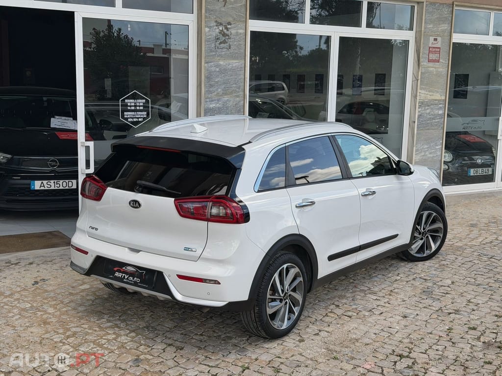 Kia Niro 1.6 GDi HEV Drive