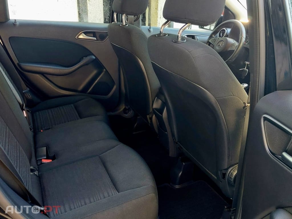 Mercedes-Benz B 180 d Urban