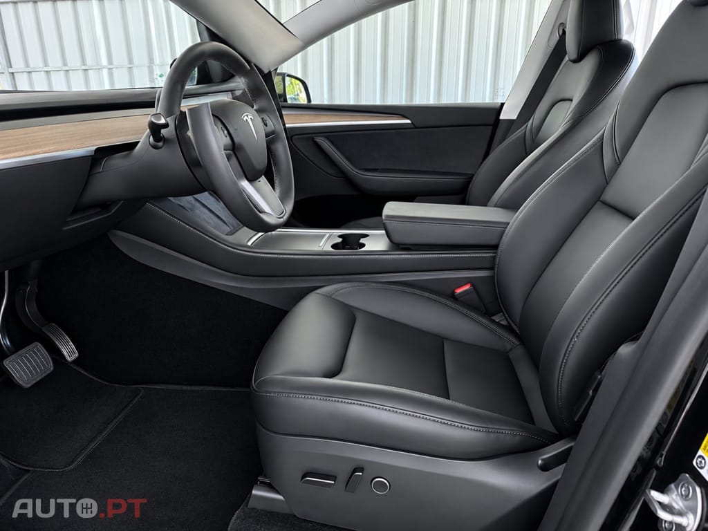 Tesla Model Y Tração Traseira