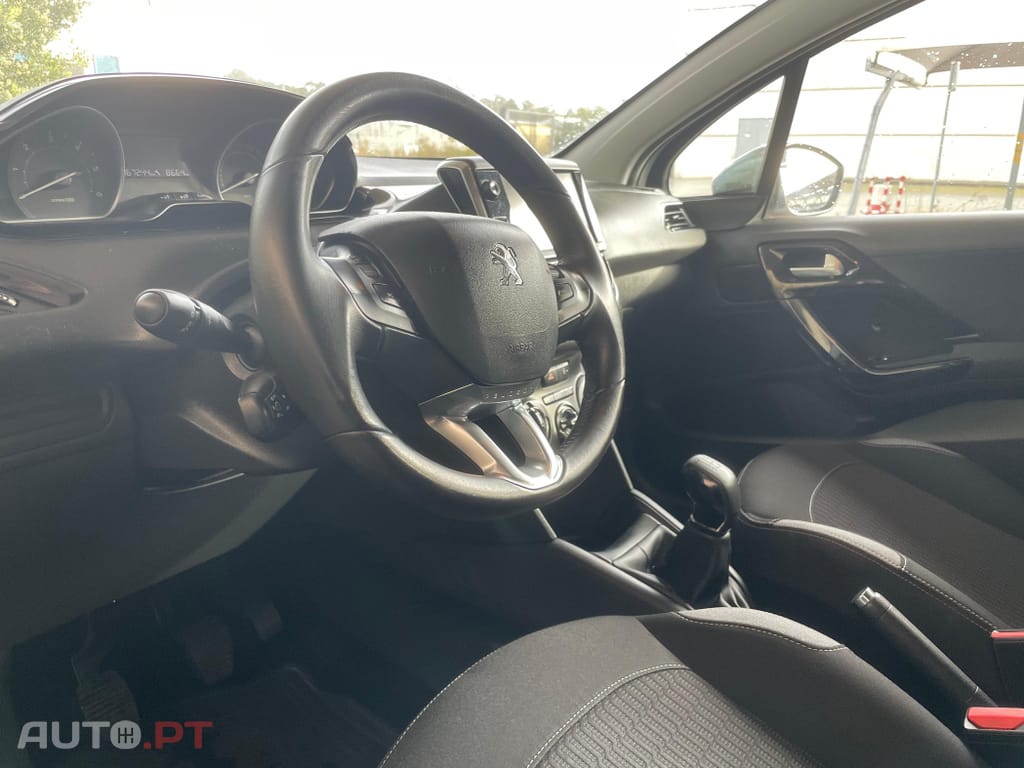 Peugeot 208 1.6 BlueHDi Allure