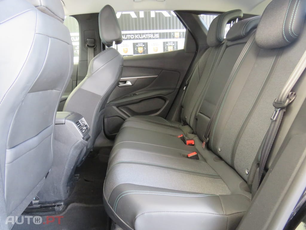Peugeot 3008 1.5 BlueHDi Allure