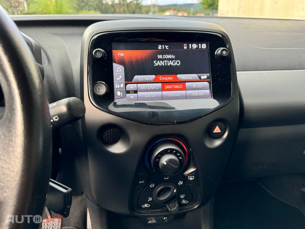 Toyota Aygo 1.0 X-Play Plus
