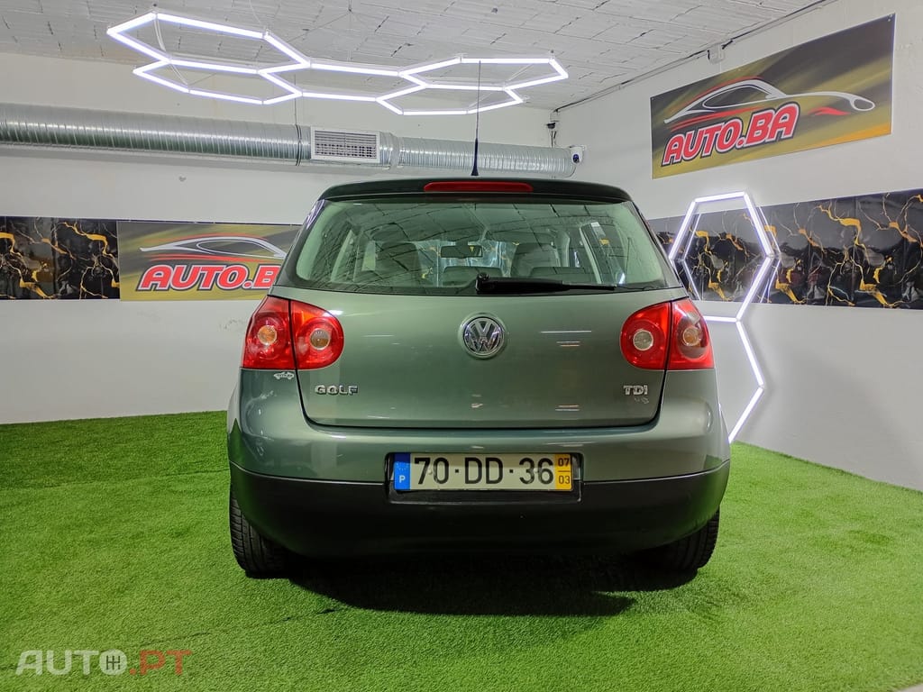 Volkswagen Golf 1.9 TDi 6V Confortline