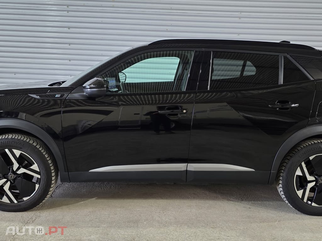 Peugeot E-2008 156 GT Exclusive