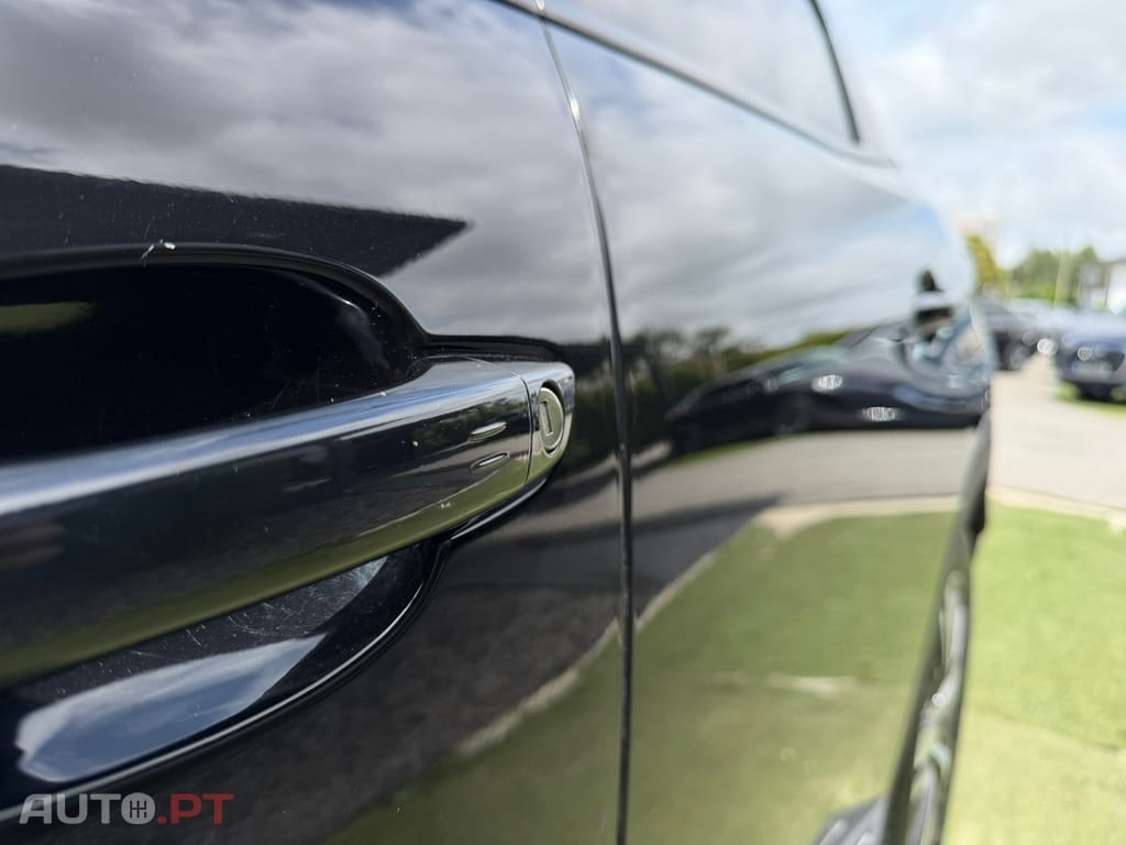 Peugeot 3008 1.6 Hybrid Allure e-EAT8
