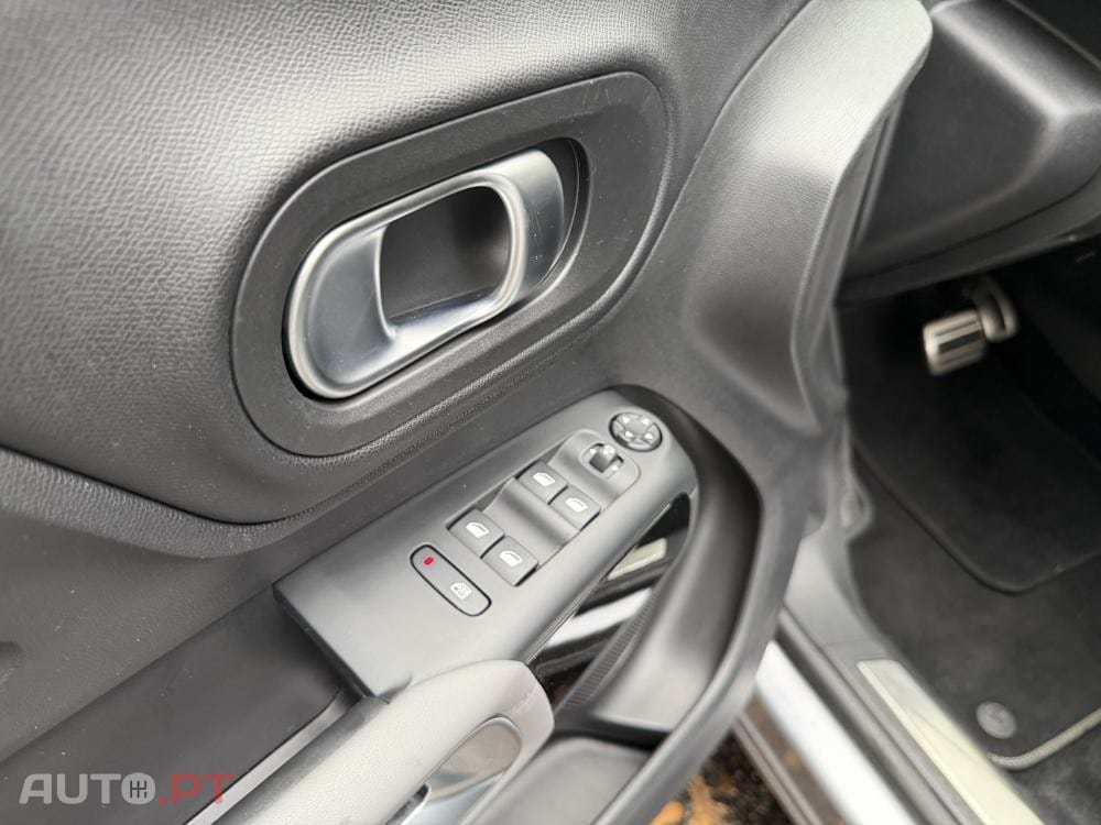 Citroen C5 Aircross 1.6 Hybrid Feel Pack e-EAT8