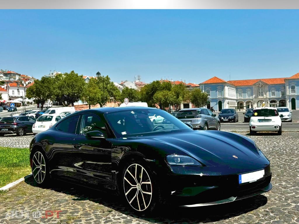 Porsche Taycan Outros