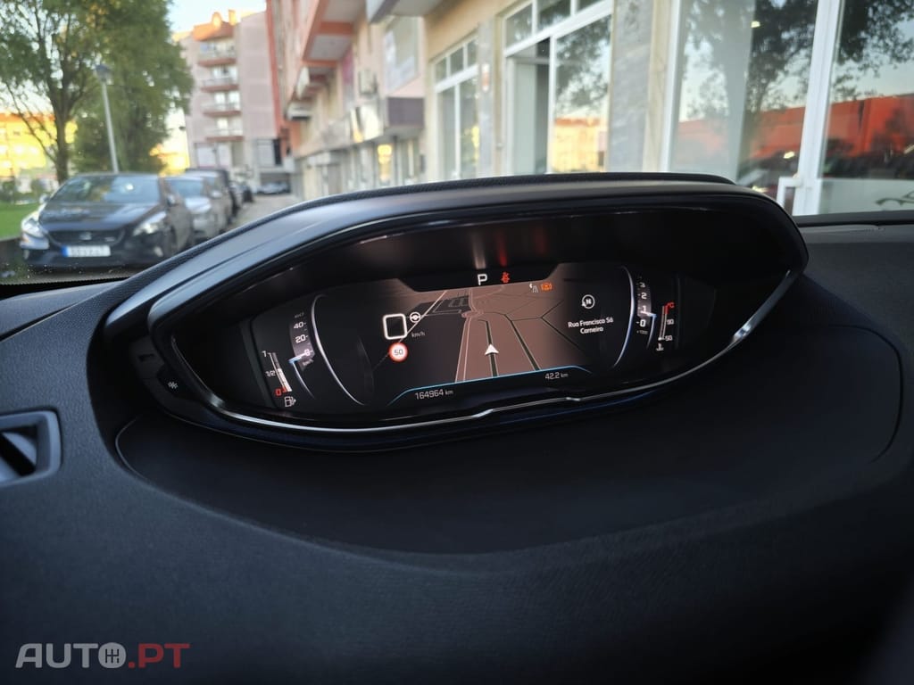Peugeot 3008 1.5 BlueHDi GT Line J19 EAT8