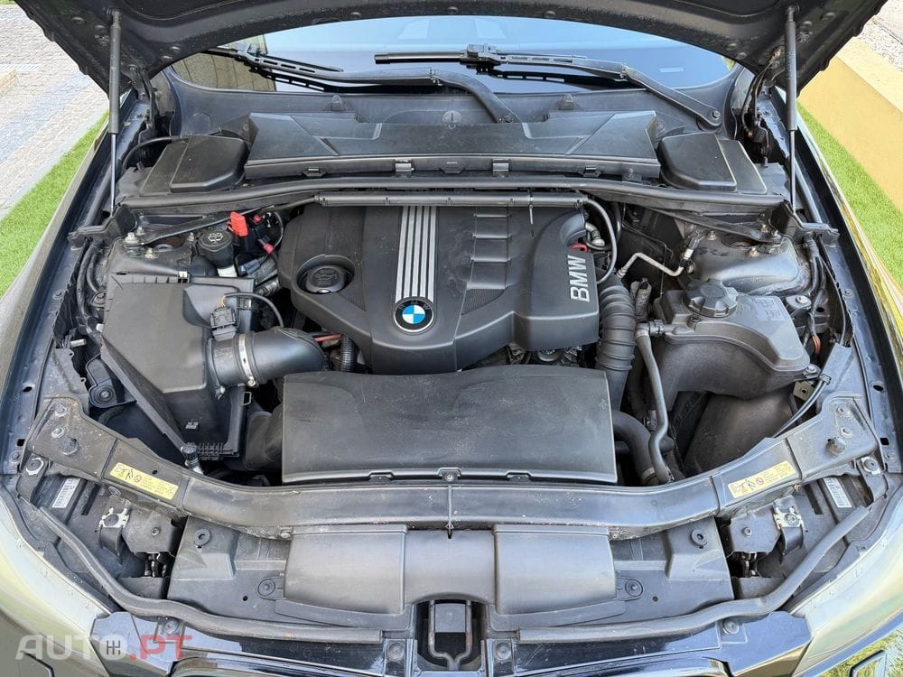 BMW 318 d Navigation Sport