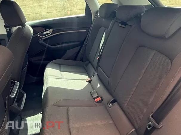 Audi E-Tron 50 quattro