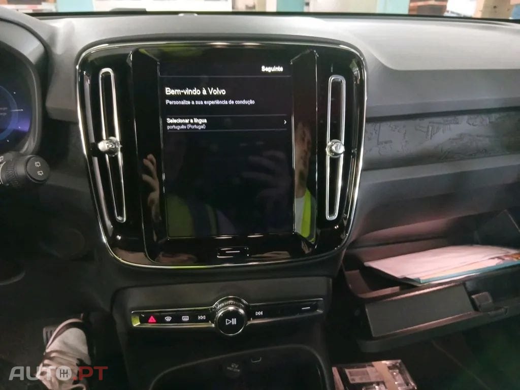 Volvo XC40 Recharge Core