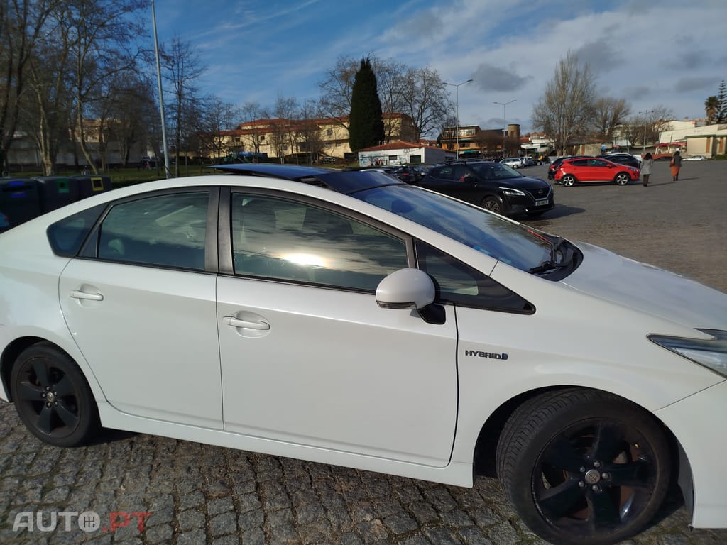 Toyota Prius Luxury