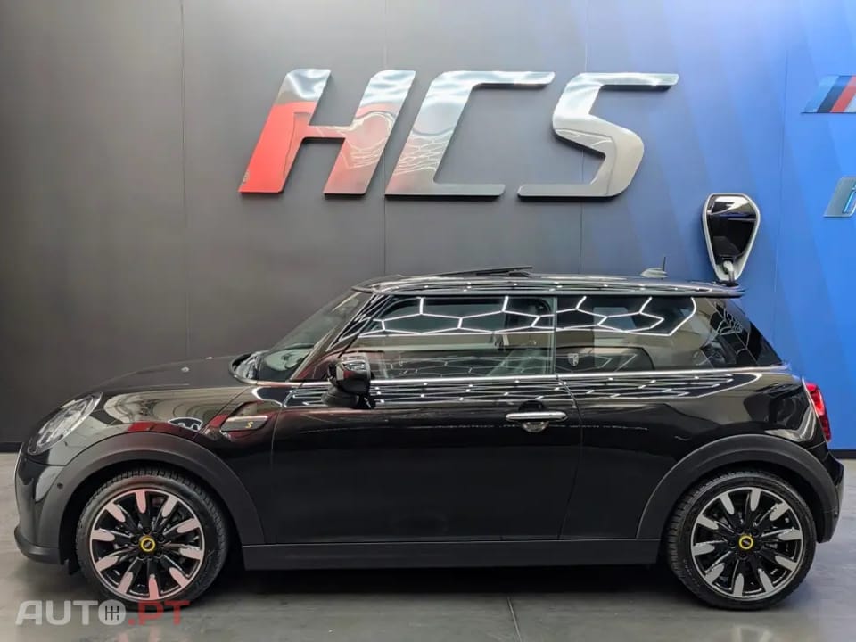 MINI Cooper Cooper SE Yours
