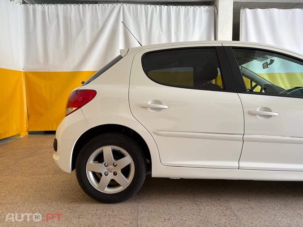 Peugeot 207 1.4 HDi Active