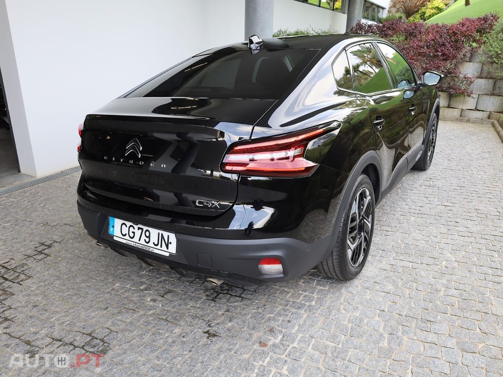 Citroen C4 X 1.2 PureTech Shine EAT8
