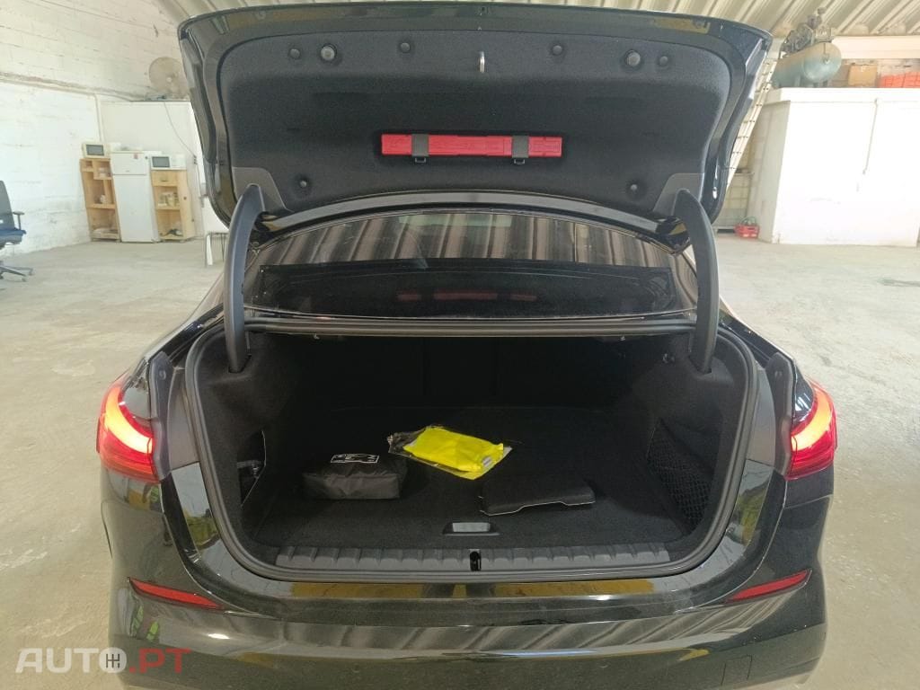 BMW 216 d Corporate Edition