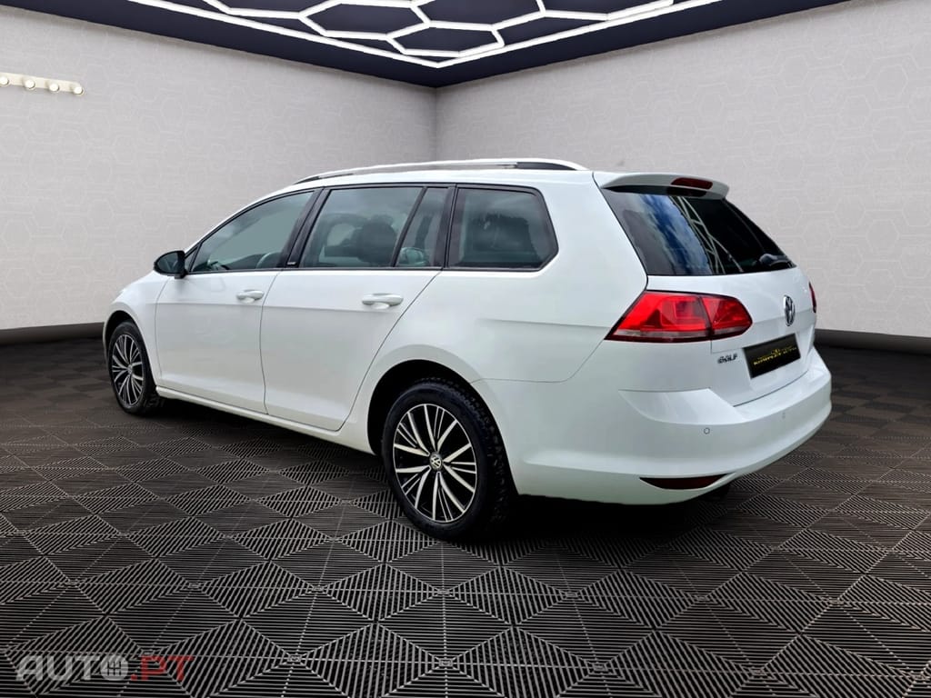 Volkswagen Golf Variant 1.6 TDI BlueMotion Allstar