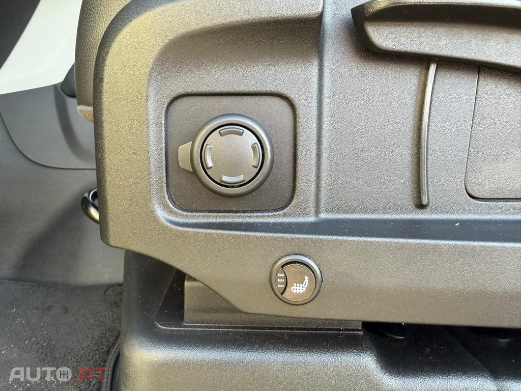 Land Rover Defender 2.0 D 110 AWD S