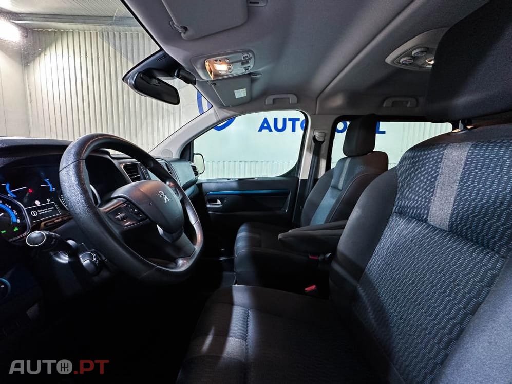 Peugeot E-Traveller 50kHw Expert