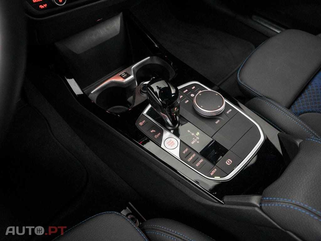 BMW 116 d Pack Desportivo M Auto