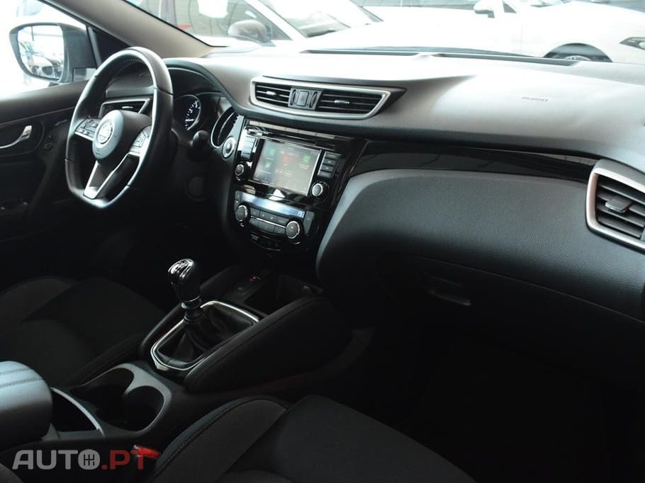 Nissan Qashqai 1.3 DIG-T Tekna Premium