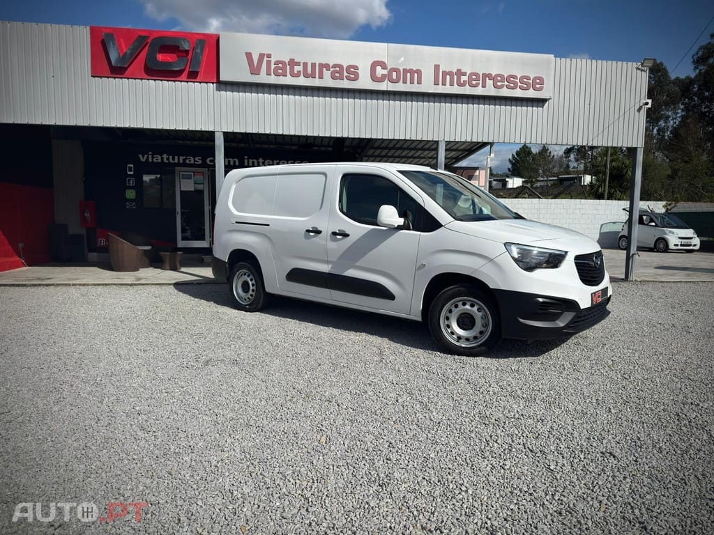 Opel Combo 1.5 CDTI 3 LUG. LONGA ENJOY