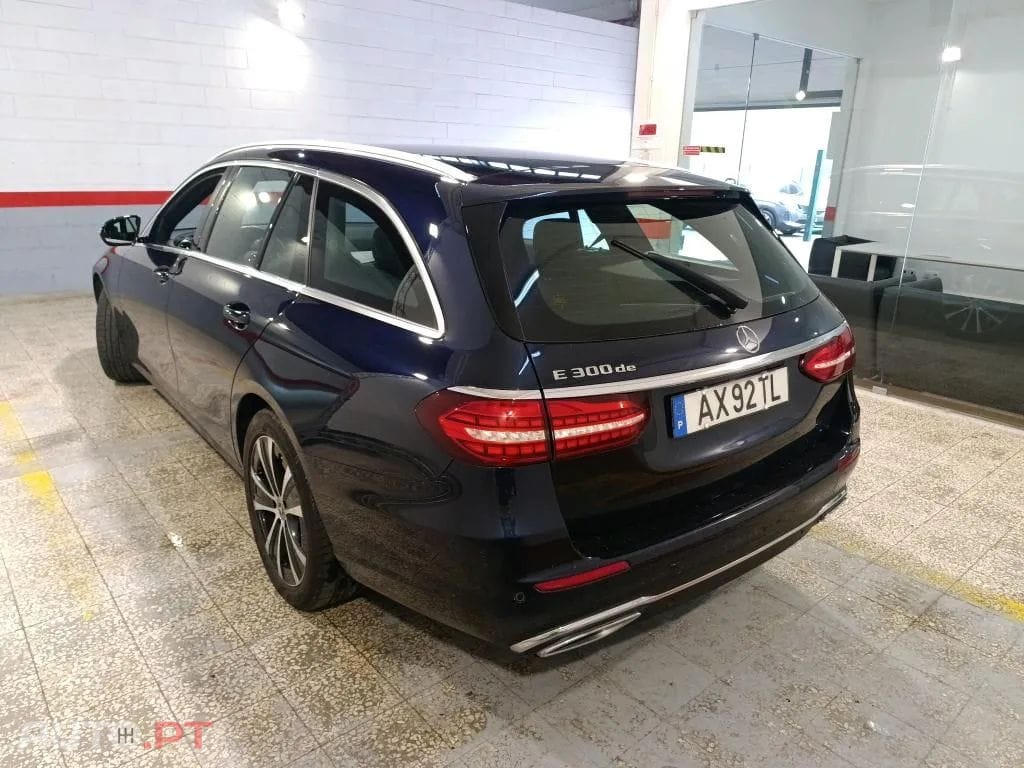 Mercedes-Benz E 300 de Avantgarde