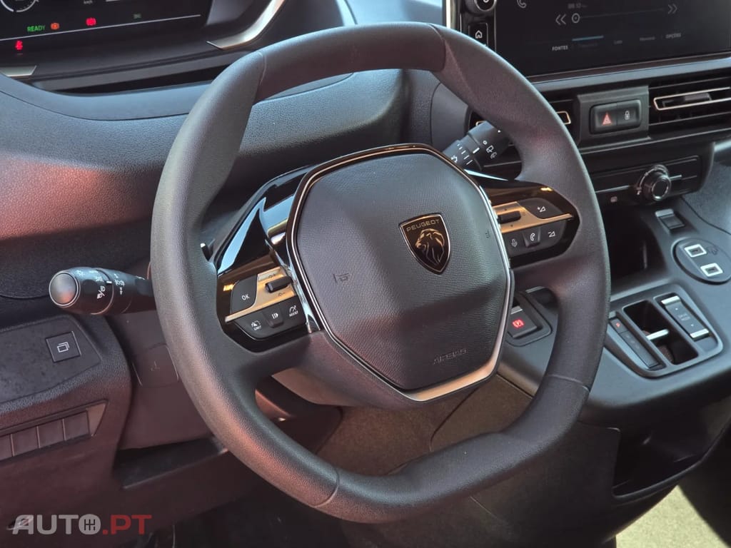 Peugeot E-Partner Outro