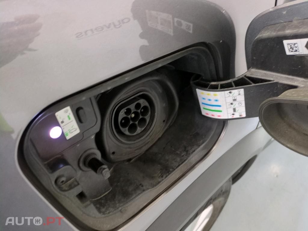 Renault Captur 1.6 E-Tech Plug-In Intens