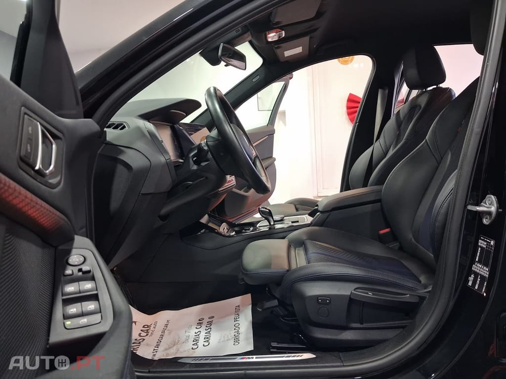 BMW 116 i Pack Desportivo M