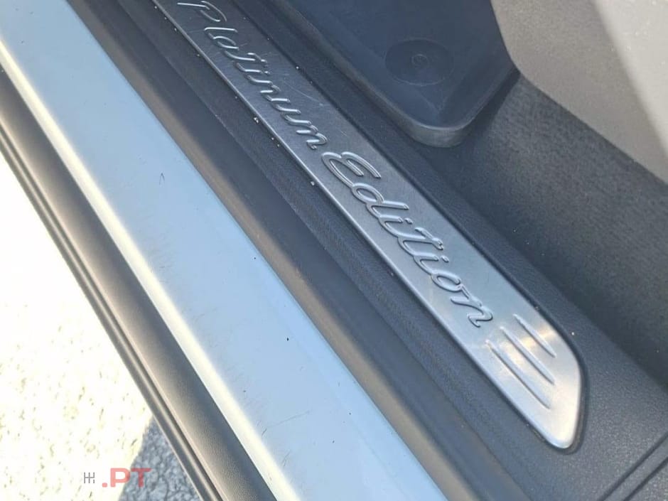 Porsche Cayenne Platinum Edition