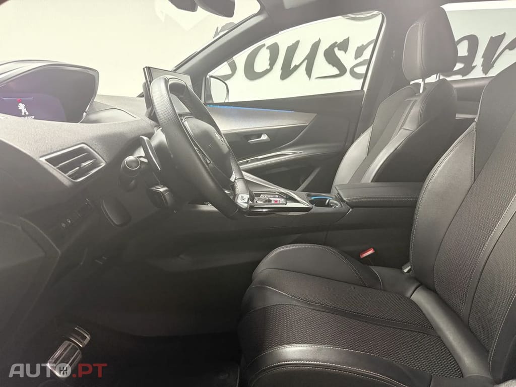 Peugeot 3008 1.2 PureTech GT EAT8