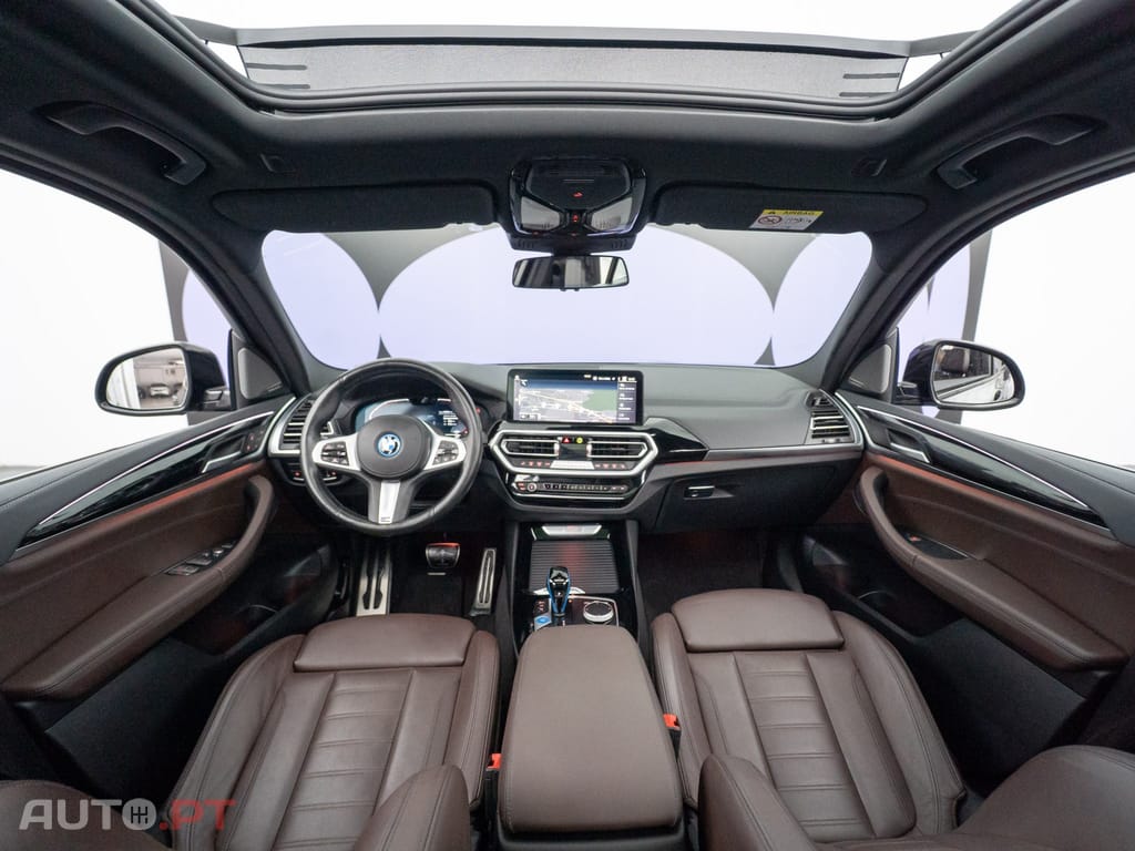BMW iX3 M Sport Impressive