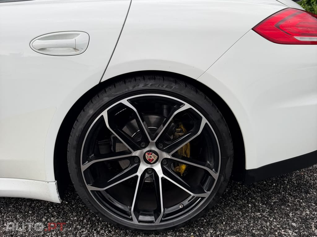 Porsche Panamera Edition