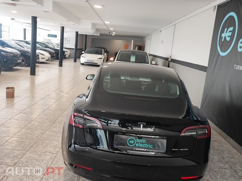 Tesla Model 3 Long Range AWD Dual Motor