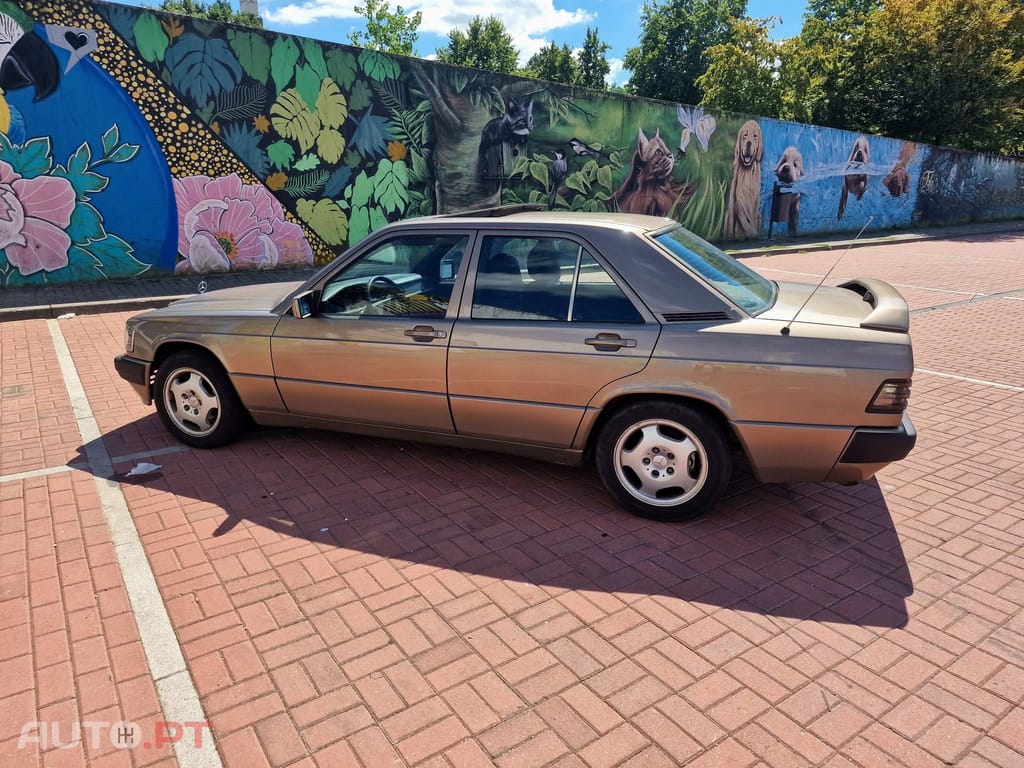 Mercedes-Benz 190 190 D 2.0