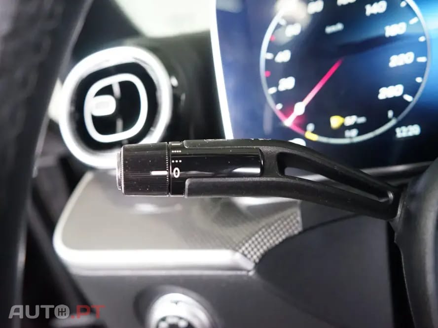 Mercedes-Benz C 300 e T 9G-TRONIC AMG Line