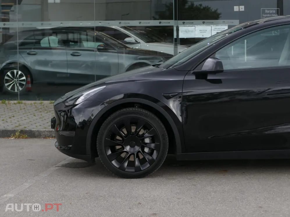 Tesla Model Y Long Range Tração Integral