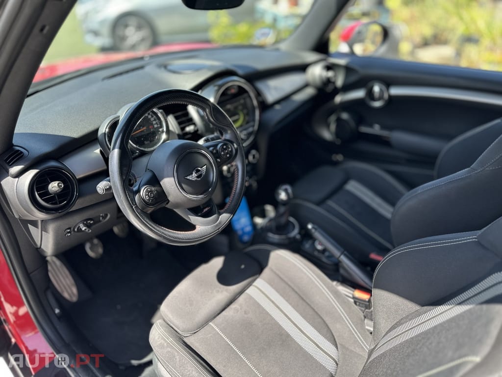 MINI Cooper Cooper D