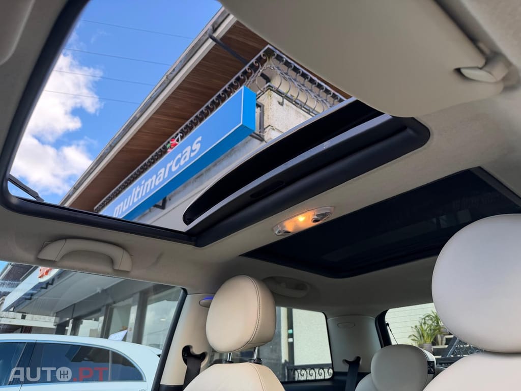 MINI Cooper Cooper D