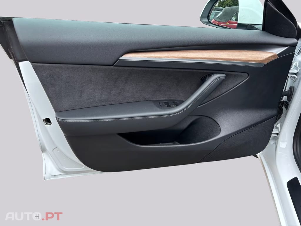 Tesla Model 3  Long Performance Dual I.V.A DEDUTÍVEL