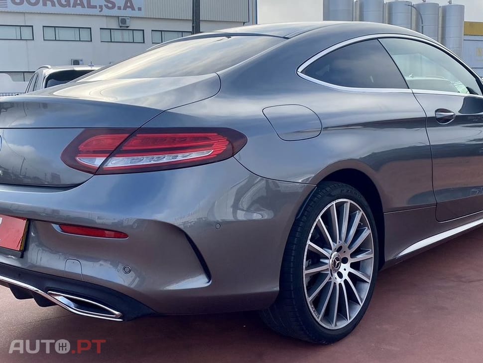 Mercedes-Benz C 220 d AMG Line